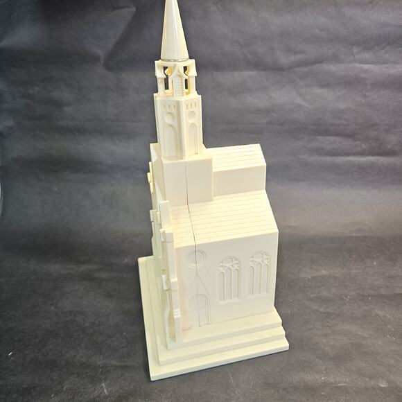 Vintage 1950s Raylite Illuminated Lighted Music Box Christmas Cathedral Church - Picture 2 of 11